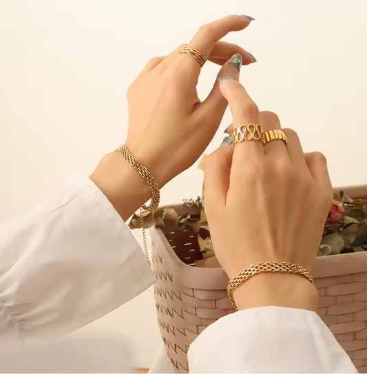 Non Tarnish Titanium Steel Real 18k Gold Plated Wide Chain Bracelets Flat Stainless Steel Watch Chain Bracelet for Women