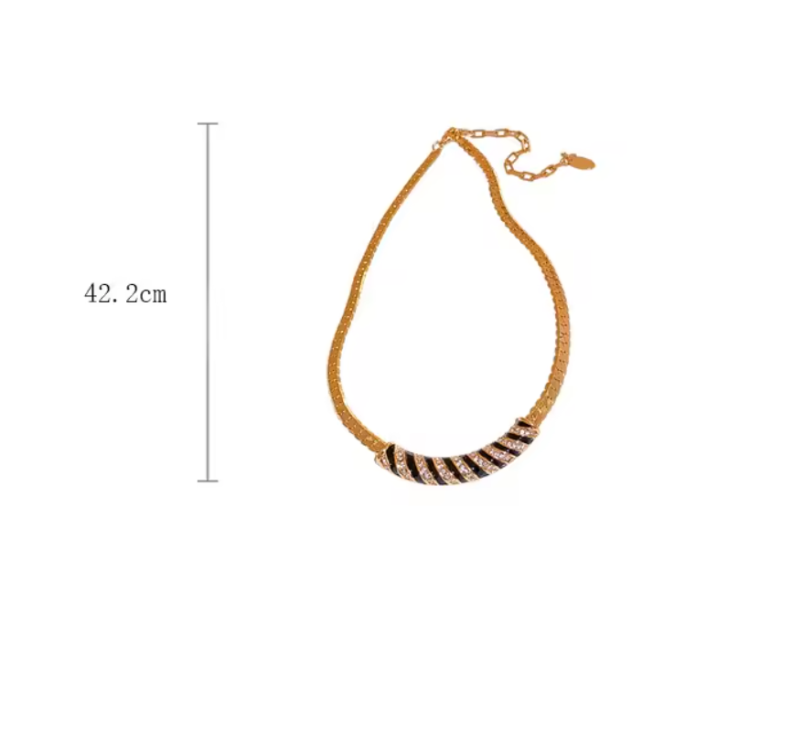 Retro Style Luxury Chokers Necklaces for Women - 18k Gold Plated