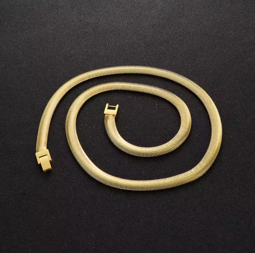 High-Quality Herringbone Flat Snake Chain Necklace for Men - 18k Gold Plated 8mm Thick