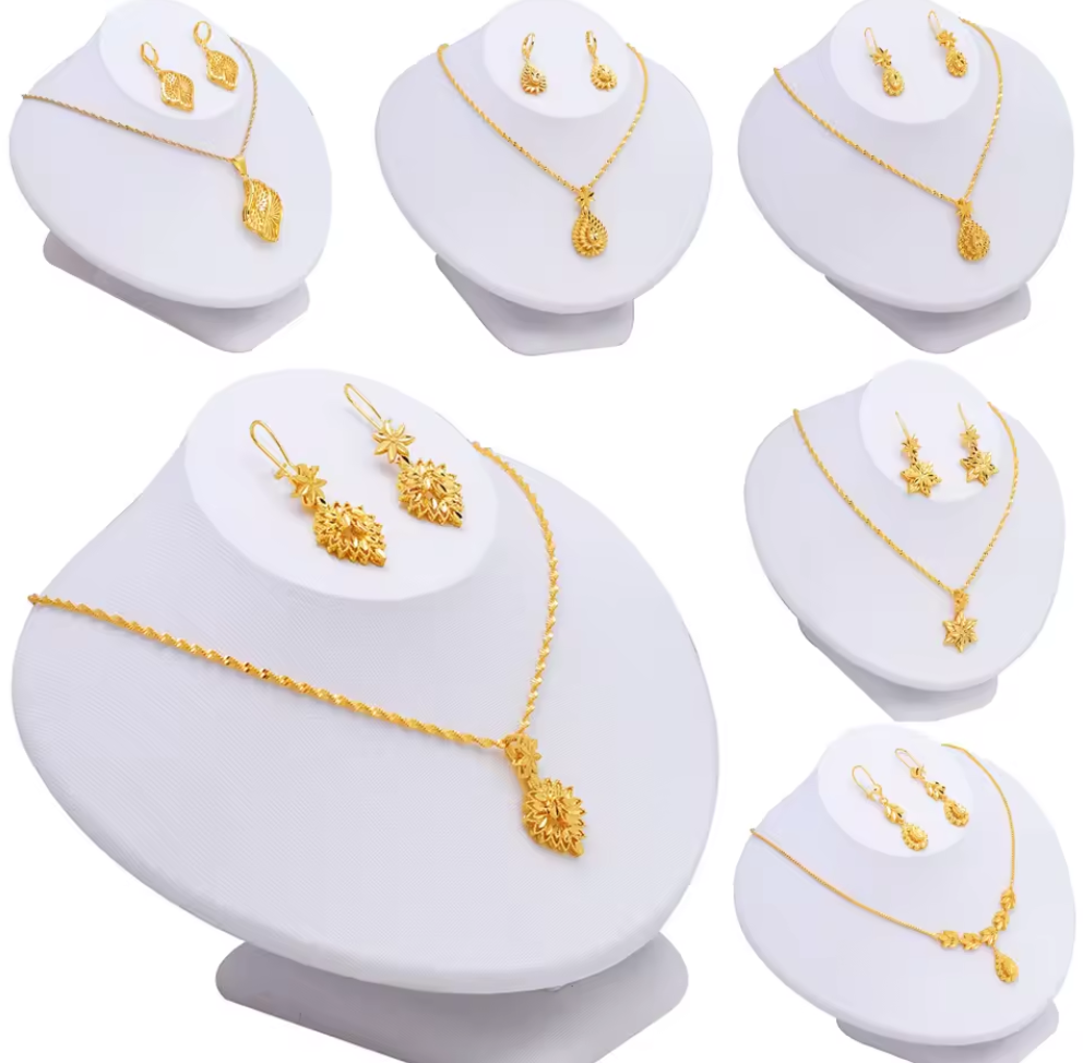Trendy Women's  Necklace Pendant & Earrings Jewelry Set - 22k Gold Plated Brass
