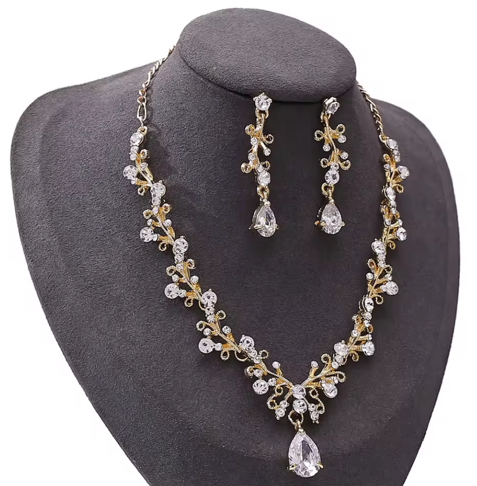 Korean Exquisite Water Drop Wedding Dress Bride Jewelry Zircon Necklace Earring Set